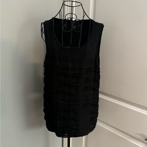 Ann Taylor Ruffled Sleeveless Black Top in Size XL